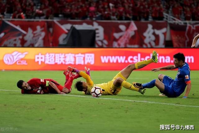 萨卡替补亮相助阿森纳大胜里尔